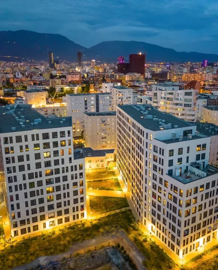 Tirane, shitet apartament 3+1 Kati 4, 180 m² 400.000 € (KOMPLEKSI MAGNET)
