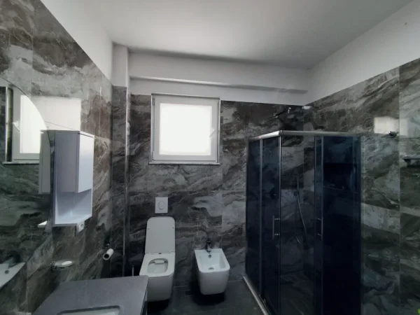 Jepet me Qira Apartamenti- Selite