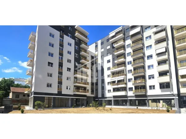 Tirane, shitet apartament 2+1+Ballkon Kati 8, 97 m² 220.000 € (KOMPLEKSI “E88”, RRUGA “DRITAN HOXHA”)