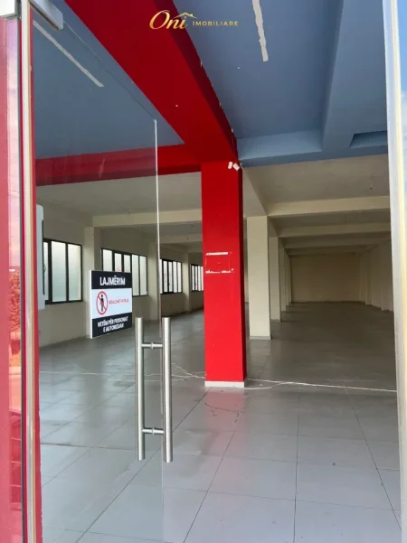 Tirane, jepet me qera ambjent biznesi Kati 1, 300 m² 1.500 € (RRUGE KRYESORE)