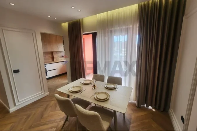 Tirane, shitet apartament , 105 m² 250.900 € 