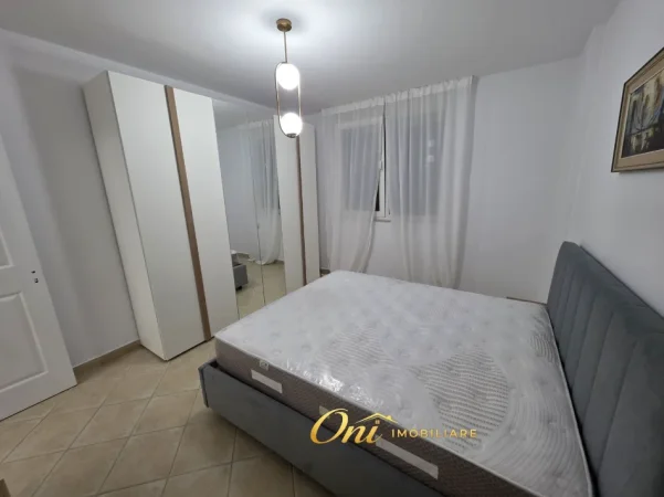 Tirane, jepet me qera apartament 1+1 Kati 4, 70 m² 650 € (NIKOLLA JORGA)