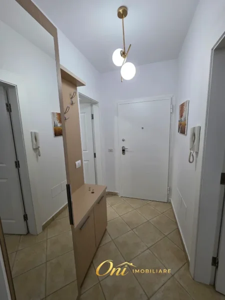 Tirane, jepet me qera apartament 1+1 Kati 4, 70 m² 650 € (NIKOLLA JORGA)