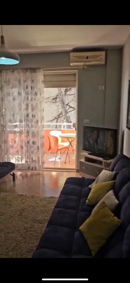 Mali Robit, shitet apartament 1+1+Ballkon Kati 4, 60 m² 98.000 € (Mali Robit)