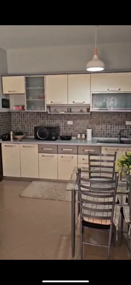 Mali Robit, shitet apartament 1+1+Ballkon Kati 4, 60 m² 98.000 € (Mali Robit)