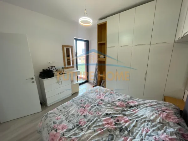 Tirane, jepet me qera apartament 1+1 Kati 4, 60 m² 700 € (Rruga e Dibrës, Tiranë.)
