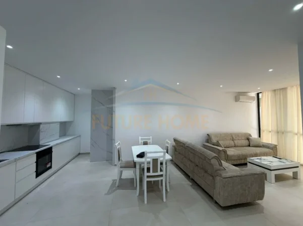 jepet me qera apartament Kati 5, 115 m² 800 € (21 Dhjetori)