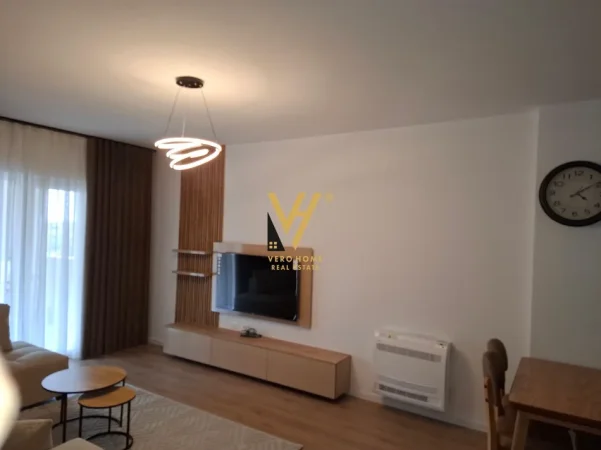 Tirane, jepet me qera apartament 2+1+Ballkon Kati 6, 87 m² 750 € (LAPRAKE)
