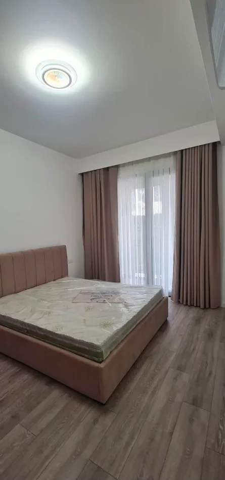 Tirane, jepet me qera apartament 1+1 Kati 2, 66 m² 540 € (Astir)