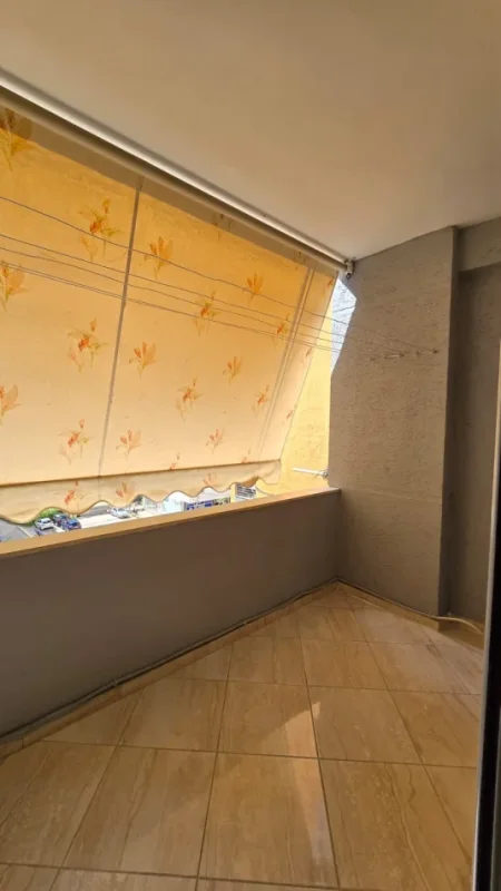 Tirane, jepet me qera apartament 1+1+Ballkon , 400 €