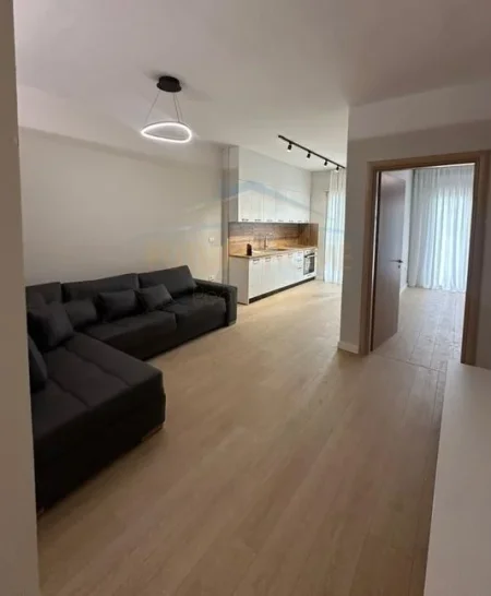 Tirane, shitet apartament 2+1 Kati 3, 77 m² 119.000 € (Rruga e Dajtit)
