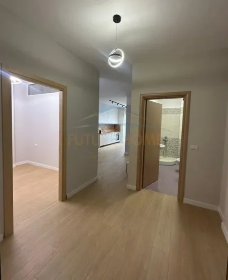 Tirane, shitet apartament 2+1 Kati 3, 77 m² 119.000 € (Rruga e Dajtit)