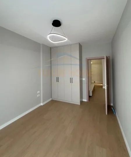 Tirane, shitet apartament 2+1 Kati 3, 77 m² 119.000 € (Rruga e Dajtit)