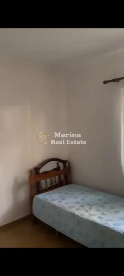 Tirane, jepet me qera ambjent biznesi Kati 1, 120 m² 300 € (Rruga Niko Avrami)