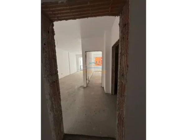 shitet apartament 1+1+Ballkon Kati 3, 69 m² 76.200 € (PASKUQAN)