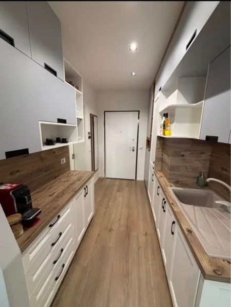 Jepet me qera apartament super i mobiluar tek Vilat Gjermane