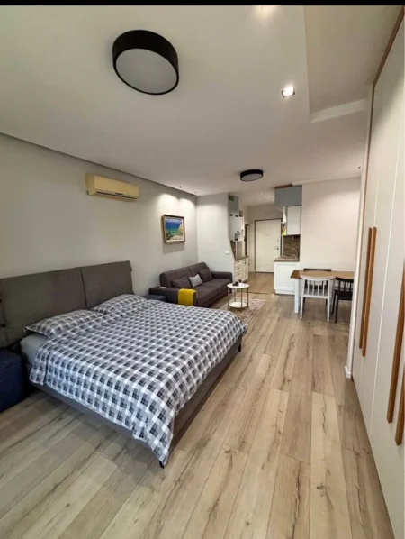 Jepet me qera apartament super i mobiluar tek Vilat Gjermane