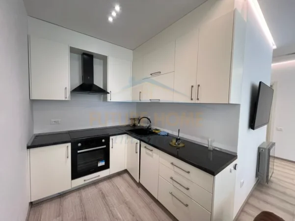 Tirane, shitet apartament 2+1 Kati 7, 92 m² 360.000 € (BLLOKU)