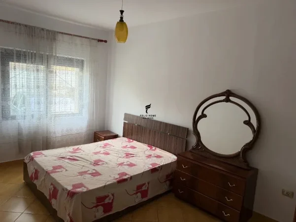 Tirane, shitet apartament 2+1 Kati 1, 185 m² 160.000 € (VASIL SHANTO)