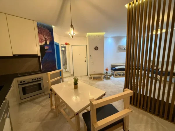 Tirane, shitet apartament 1+1+Ballkon Kati 2, 82 m² 140.000 € (Kodra Diellit 2)