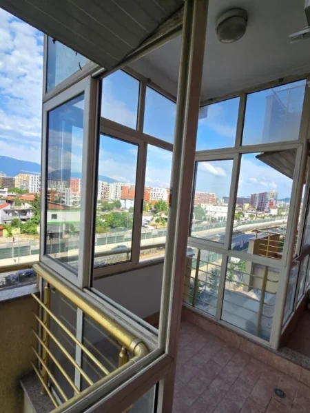 Tirane, jepet me qera apartament 2+1 Kati 4, 40 m² 400 € (Astir)