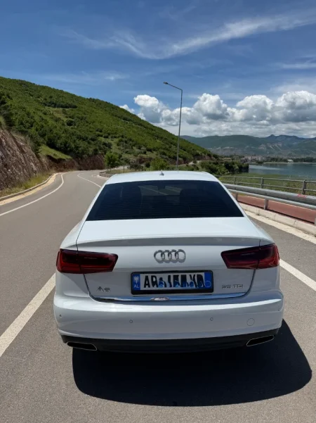Tirane, shes makine | veture Audi Nafte, e bardhë automatik Klima 157.000 km