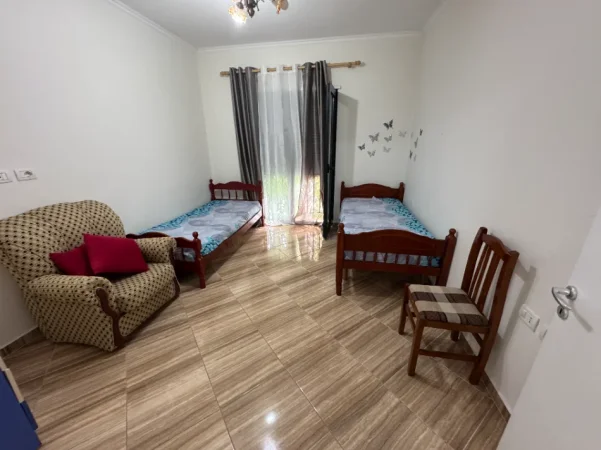 Tirane, jepet me qera apartament 2+1 Kati 1, 108 m² 600 € (Green City)