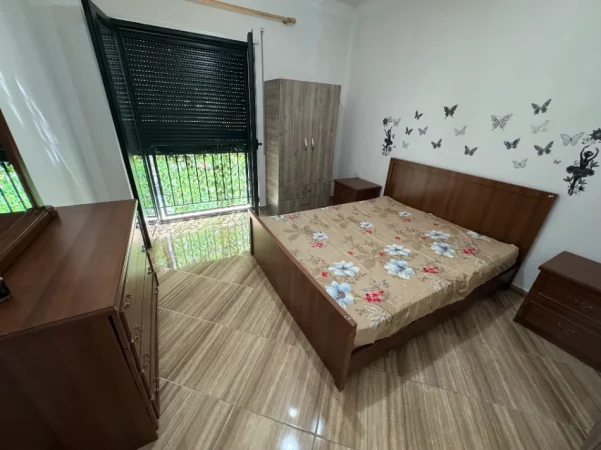 Tirane, jepet me qera apartament 2+1 Kati 1, 108 m² 600 € (Green City)