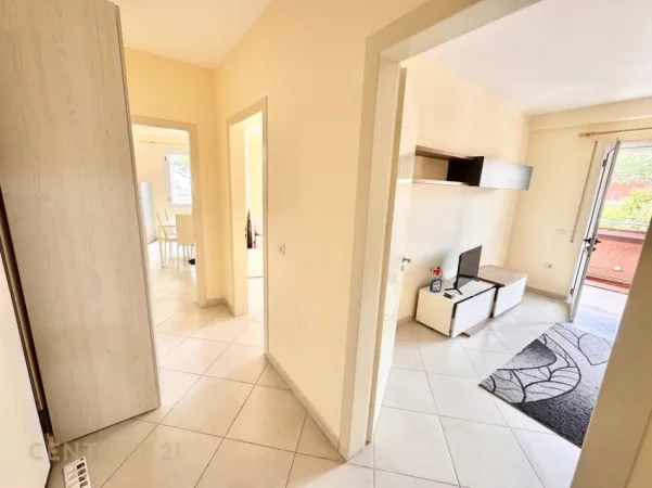 Tirane, shitet apartament 2+1 Kati 5, 82 m² 145.000 € (kopshti botanik)