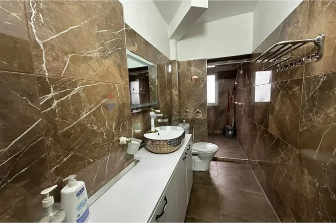 Tirane, jepet me qera apartament , 80 m² 580 € 
