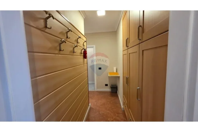 Tirane, jepet me qera apartament , 114 m² 1.500 € 