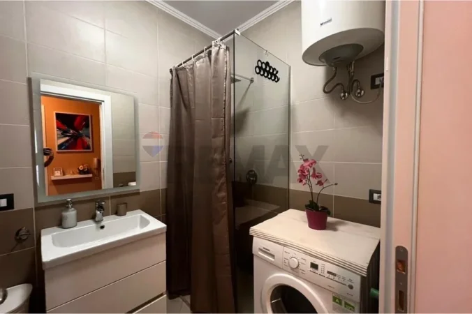 Tirane, jepet me qera apartament , 67 m² 801 € 