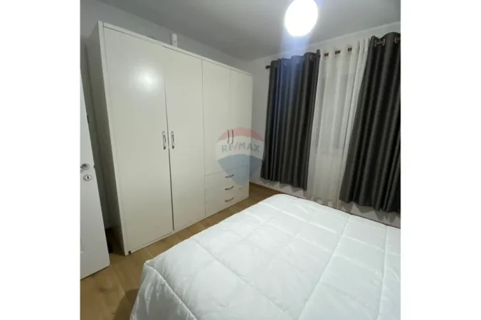 Tirane, jepet me qera apartament , 75 m² 580 € 