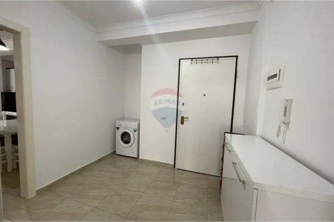 Tirane, jepet me qera apartament , 75 m² 580 € 