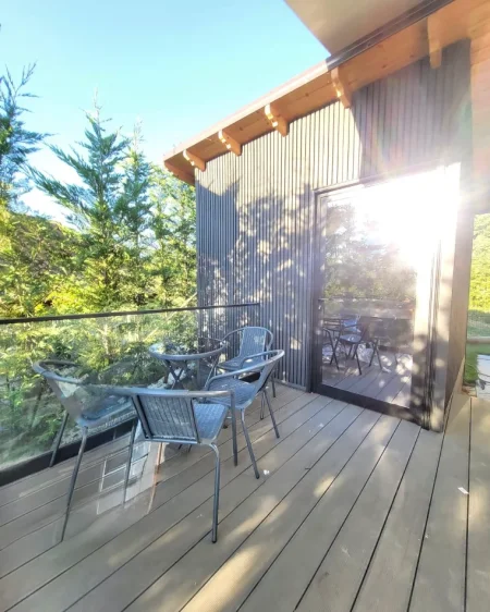 Tirane, jepet me qera shtepi 1+1+Ballkon , 200 m² 1.200 € (Petrele) Prane Teg