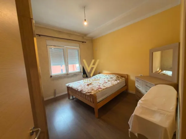 Tirane, jepet me qera apartament 2+1+Ballkon Kati 4, 71 m² 570 € (DELIJORGJI)