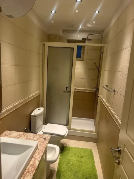 Tirane, jepet me qera apartament 3+1 Kati 2, 117 m² 800 € (RRUGA ELBASANIT)