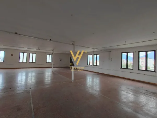 Tirane, shitet ambjent biznesi Kati 5, 740 m² 735.000 € (RRUGA FERIT XHAJKO)