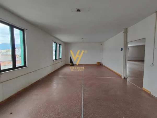 Tirane, shitet ambjent biznesi Kati 5, 740 m² 735.000 € (RRUGA FERIT XHAJKO)
