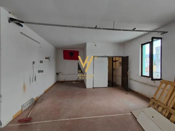 Tirane, shitet ambjent biznesi Kati 5, 740 m² 735.000 € (RRUGA FERIT XHAJKO)
