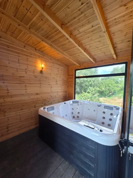 Tirane, jepet me qera shtepi Vile 1 Katshe Kati 1, 100 m² 1.200 € (Petrele)