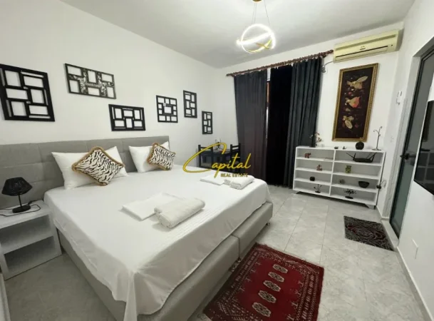 Tirane, jepet me qera garsonier 1+1 Kati 7, 38 m² 390 € (ISH RESTORANT DURRESI)