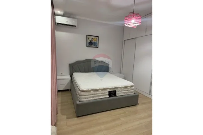 Tirane, jepet me qera apartament Kati 3, 92 m² 550 € (Casa Italia)