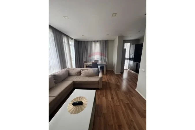 Tirane, jepet me qera apartament 2+1 Kati 9, 120 m² 700 € 