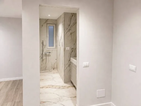 Tirane, jepet me qera , 73 m² 