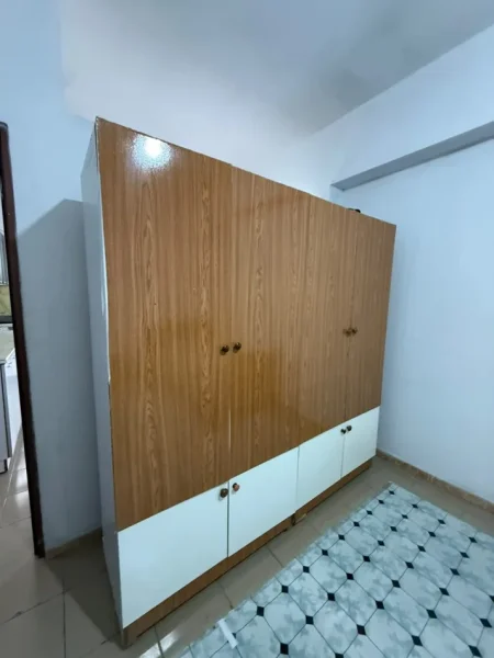 Tirane, jepet me qera apartament 2+1 Kati 1, 90 m² 350 € (Rruga 5 Maji)
