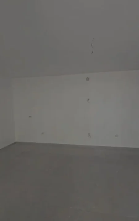 Tirane, shitet apartament 2+1 Kati 1, 160000 € (Universe City)