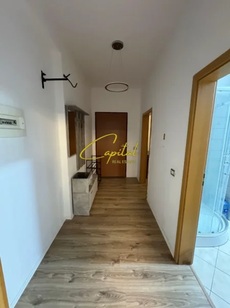 Tirane, jepet me qera apartament 1+1 Kati 5, 88 m² 600 € (LIQENI I THATE)