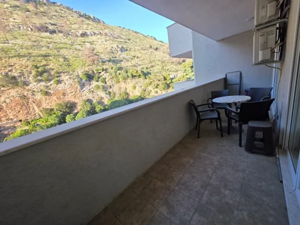 🏖️ SHITET APARTAMENT 1+1 NË SHËNGJIN – TWIN TOWERS 🌊
