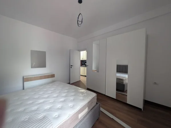 Shqiperi, jepet me qera apartament 2+1 Kati 2, 85 m² 700 € (DON BOSKO)